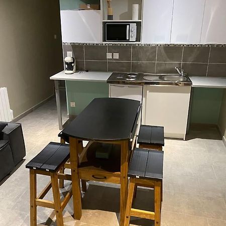 Appartement 8 - Hyper Centre - 1 A 6 Personnes Douai Eksteriør billede
